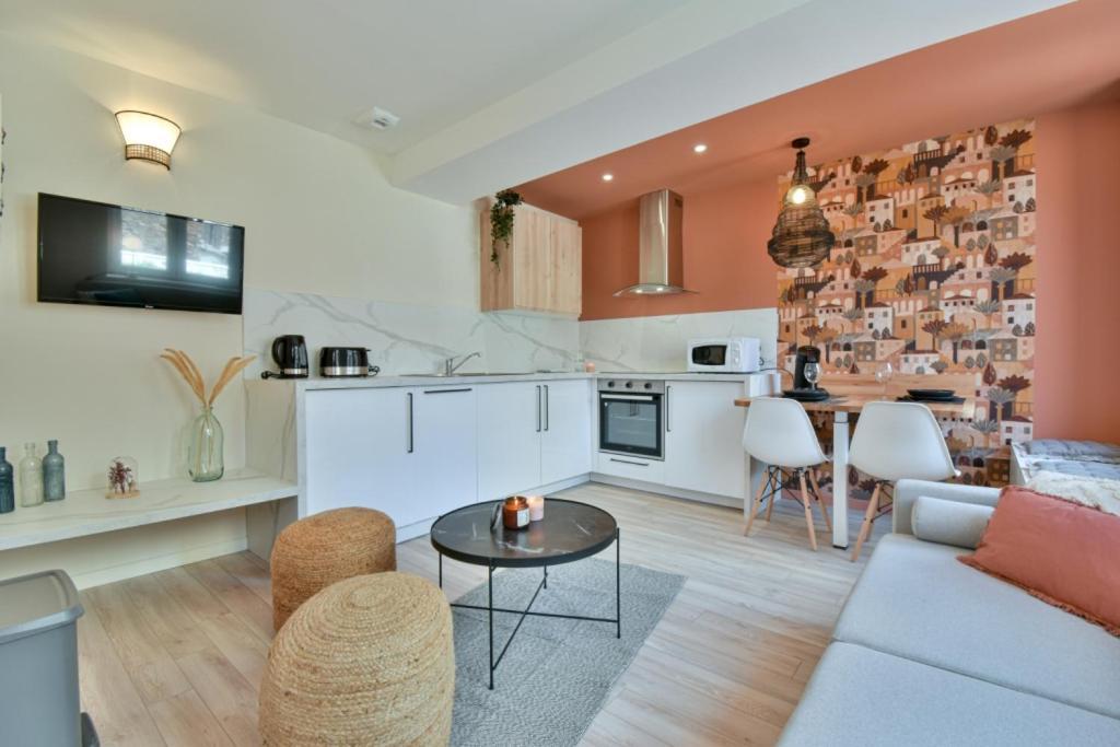 Residence Jean Hardy - Hyper Centre, Parking Gratuit, Wifi, Clim, Gare Валансьен Экстерьер фото
